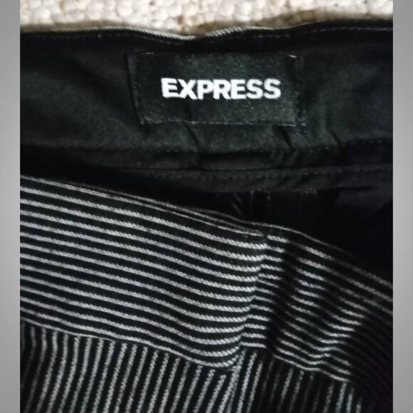 Express columnist ankle pin striped women's pants size 10 - Picture 5 of 8